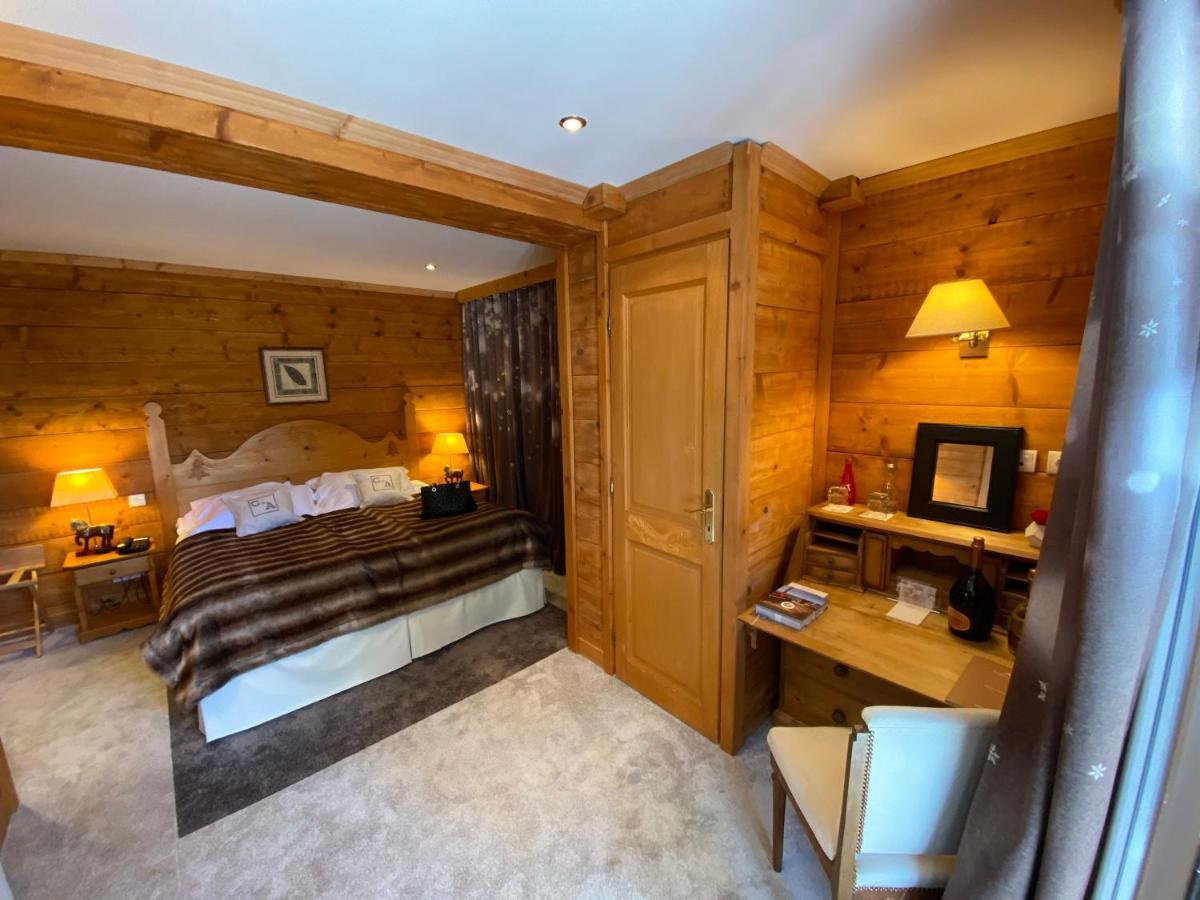 Hotel Le Chalet D'Auron Restaurant Et Spa المظهر الخارجي الصورة
