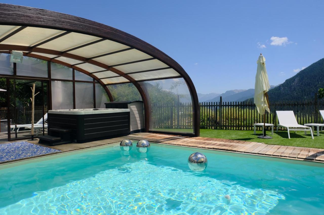 Hotel Le Chalet D'Auron Restaurant Et Spa المظهر الخارجي الصورة