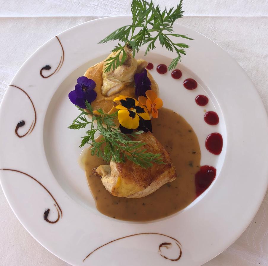 Hotel Le Chalet D'Auron Restaurant Et Spa المظهر الخارجي الصورة